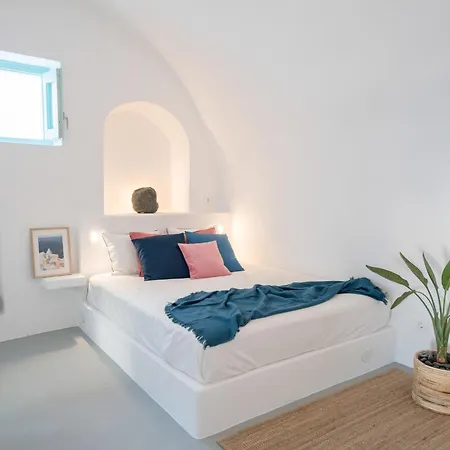 Vima Santorini, Traditional Luxury Holiday home