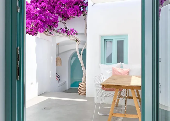 Semesterbostad Vima Santorini, Traditional Luxury Emporio (Santorini)