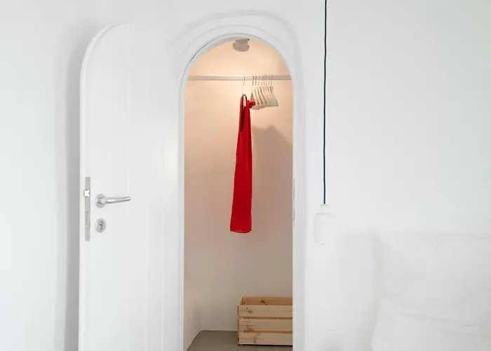 Vima Santorini, Traditional Luxury