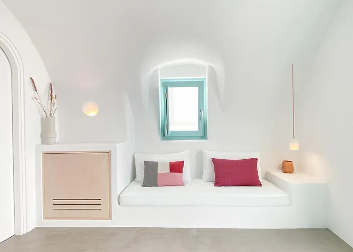 Vima Santorini, Traditional Luxury