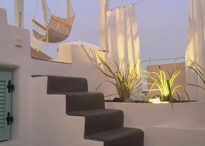 Vima Santorini, Traditional Luxury Emporio (Santorini)