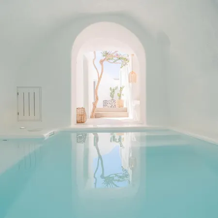 Vima Santorini, Traditional Luxury