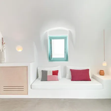 Vima Santorini, Traditional Luxury