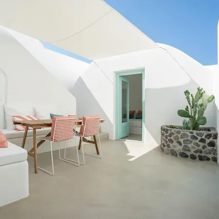 Vima Santorini, Traditional Luxury Emporio (Santorini)