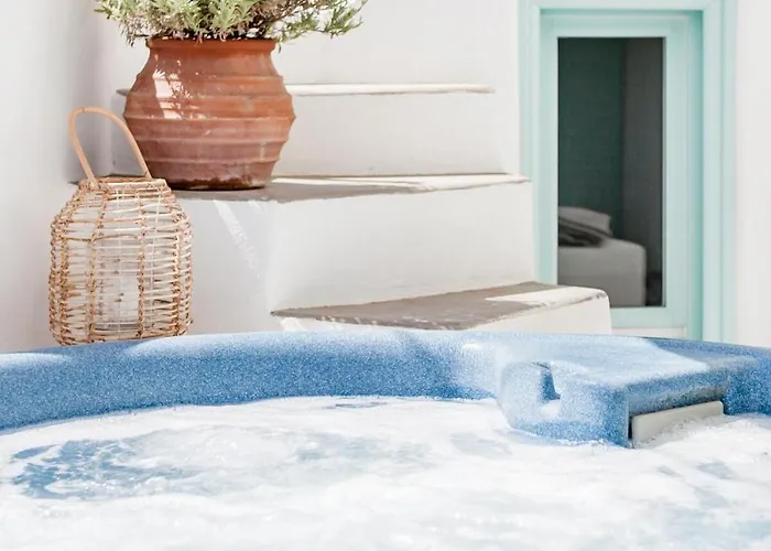 Vima Santorini, Traditional Luxury Feriehus Emporio (Santorini)