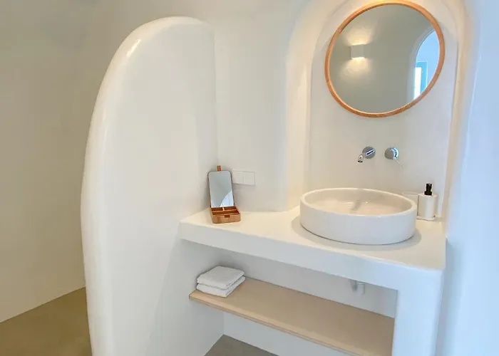 Vima Santorini, Traditional Luxury *